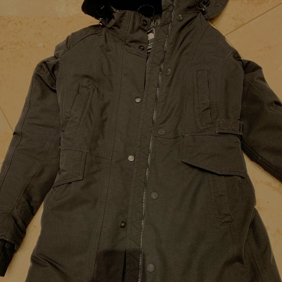 North Face winter parka jacket - Picture 3 of 8